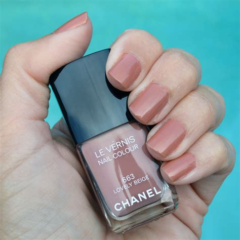 chanel lovely beige nail polish